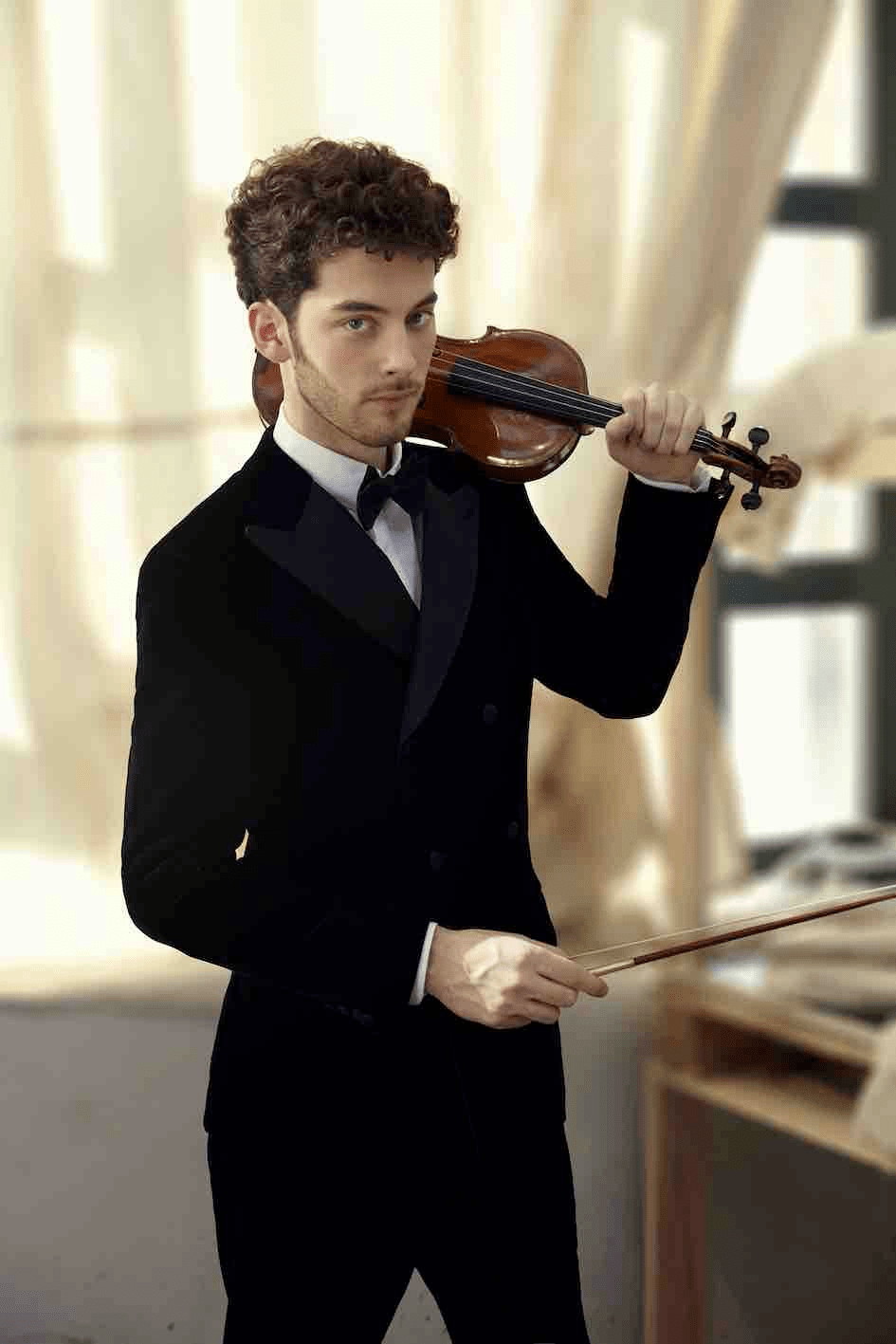 冬奥意大利小提琴手图片