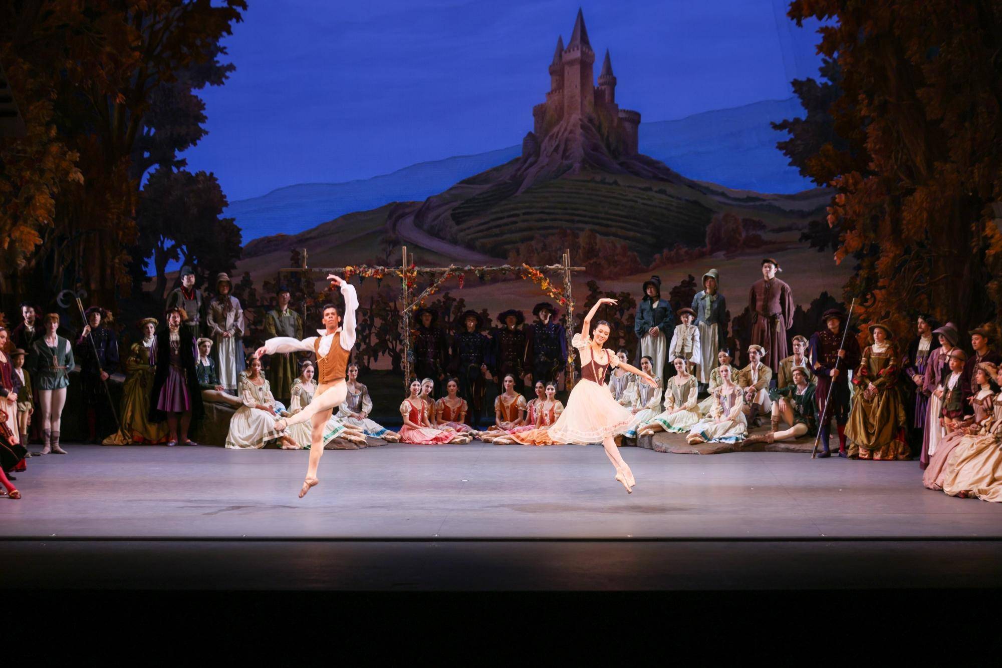 图集│美国芭蕾舞剧院4日登台上海大剧院,《吉赛尔》:优美足尖上的爱