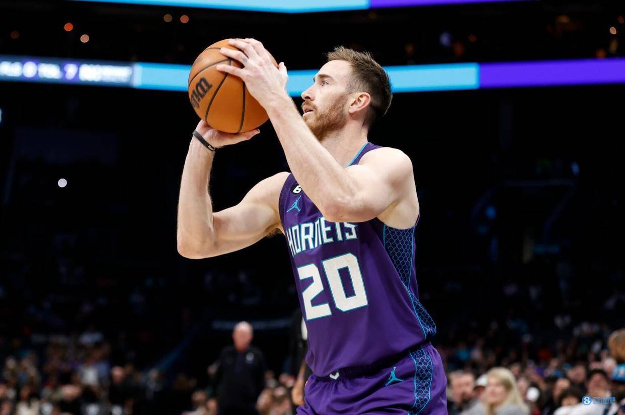 海沃德近5次对阵步行者场均23分 战绩5胜0负_黄蜂_比赛_直播