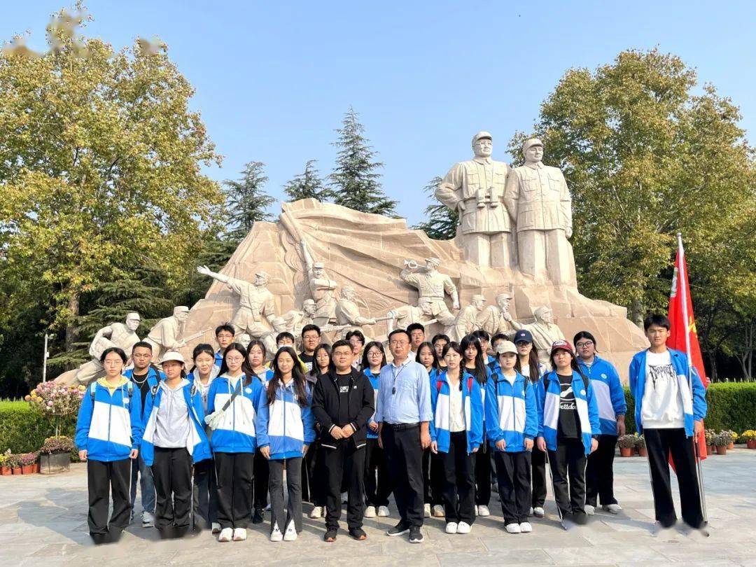 厚植家国情怀 彰显青春担当————金乡一中湖西画社赴羊山红色教育