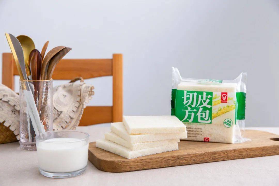 还有汉堡胚,热狗胚……在家diy餐厅同款时,嘉顿总是最省心的选择.