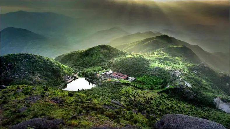 龙岩人的登高攻略!秋日爬山有这些好去处→_looking_梅花山_for