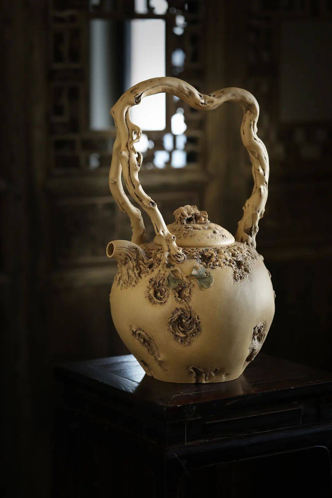 【隽器】— 吴震 · 供春源_自然_紫砂壶_陶瓷