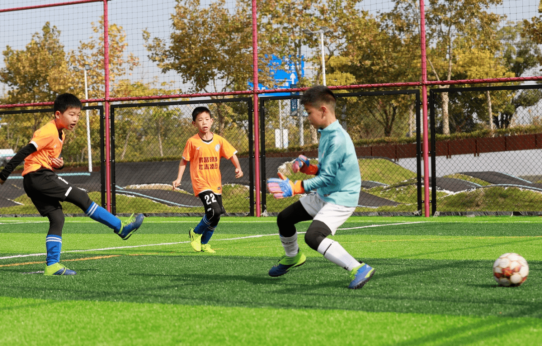 2023年宁波高新区校园足球黄金联赛开赛_孩子_比赛_赛事