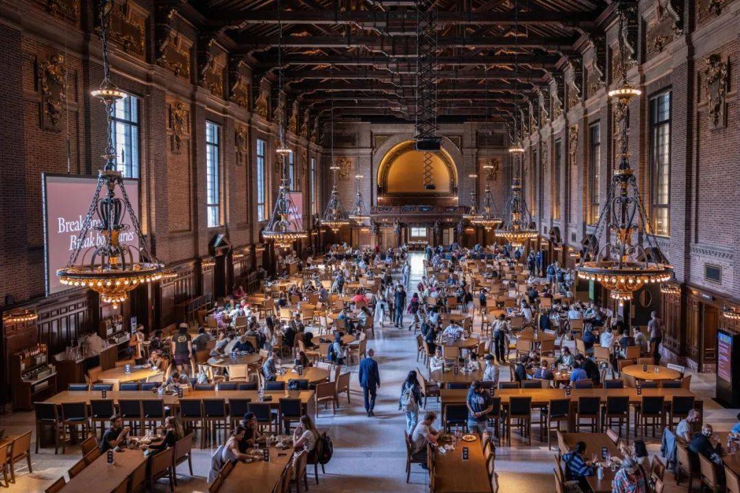 今天去santa monica海滩闲逛,明天去好莱坞影城参观,后天去迪士尼嗨玩