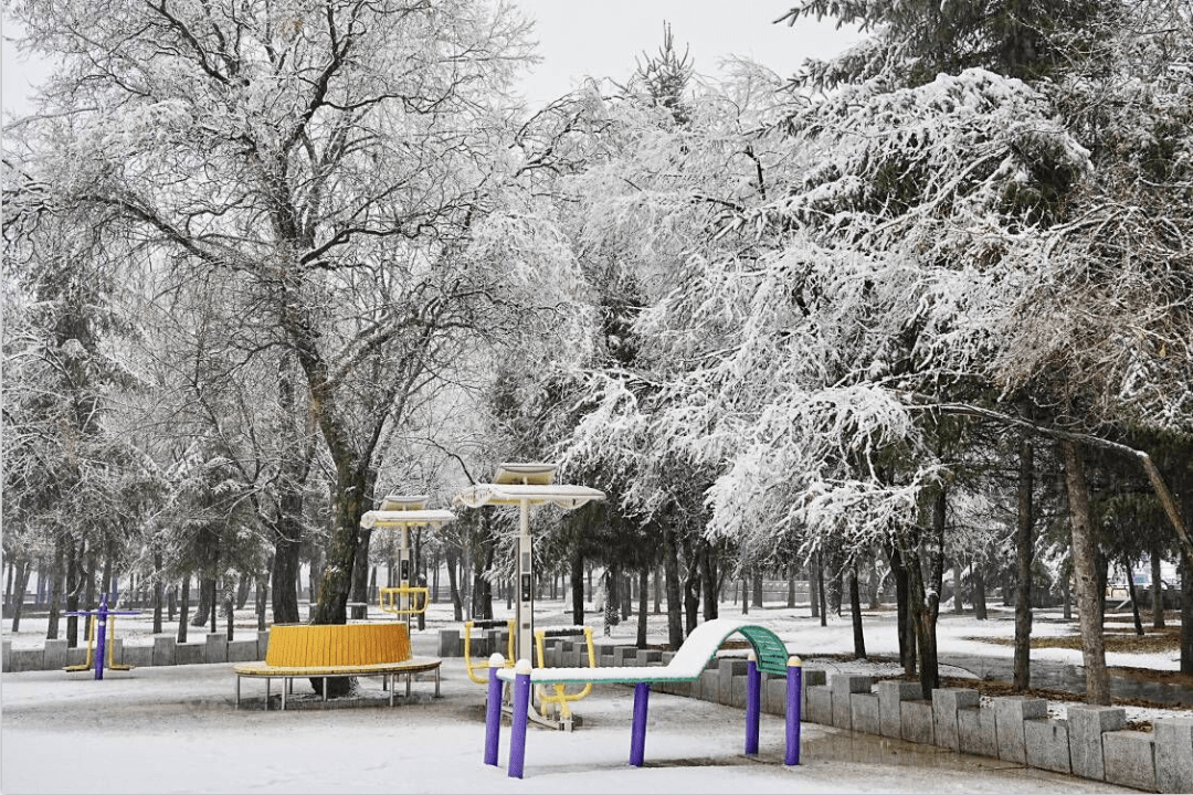 颯爽冬雪皚皚歲月靜好在初雪中感悟幸福/end/自駕賞雪地址請點擊下方