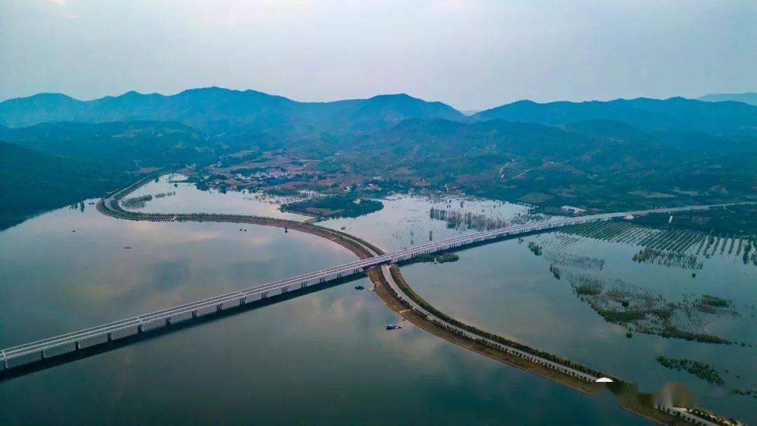 【小猪贝贝之旅】淅川——丹江湖畔秋意浓_大坝_三峡_土地岭