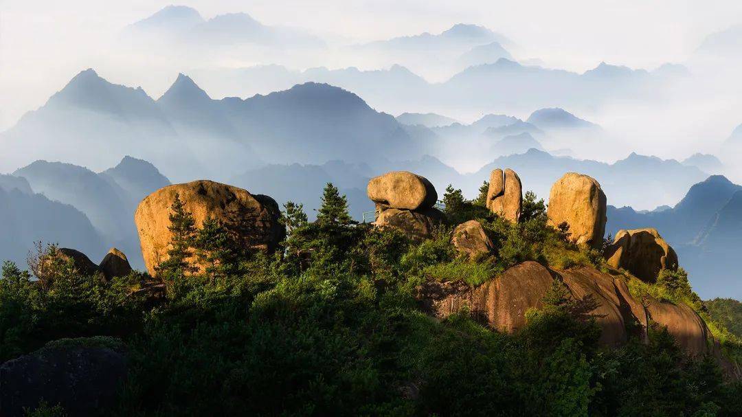 等你来探索每一座山都有独特的故事玉苍山,鹤顶山,鹿峰山.