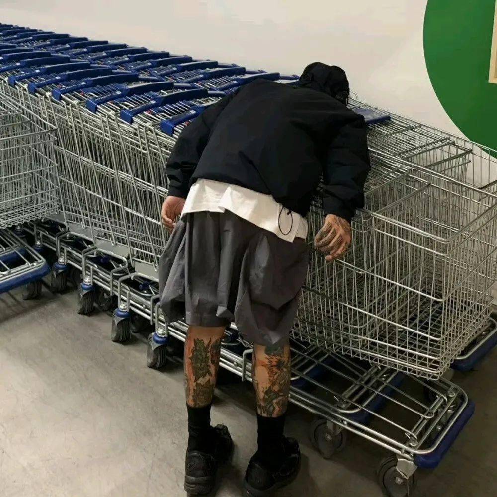 12 | 小头像 壁纸_罗素