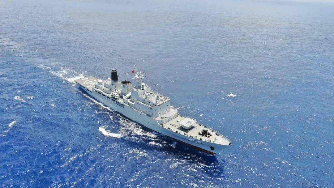 华罗庚舰舷号852,是人民海军第二艘909a型综合试验舰,以常州籍科学家