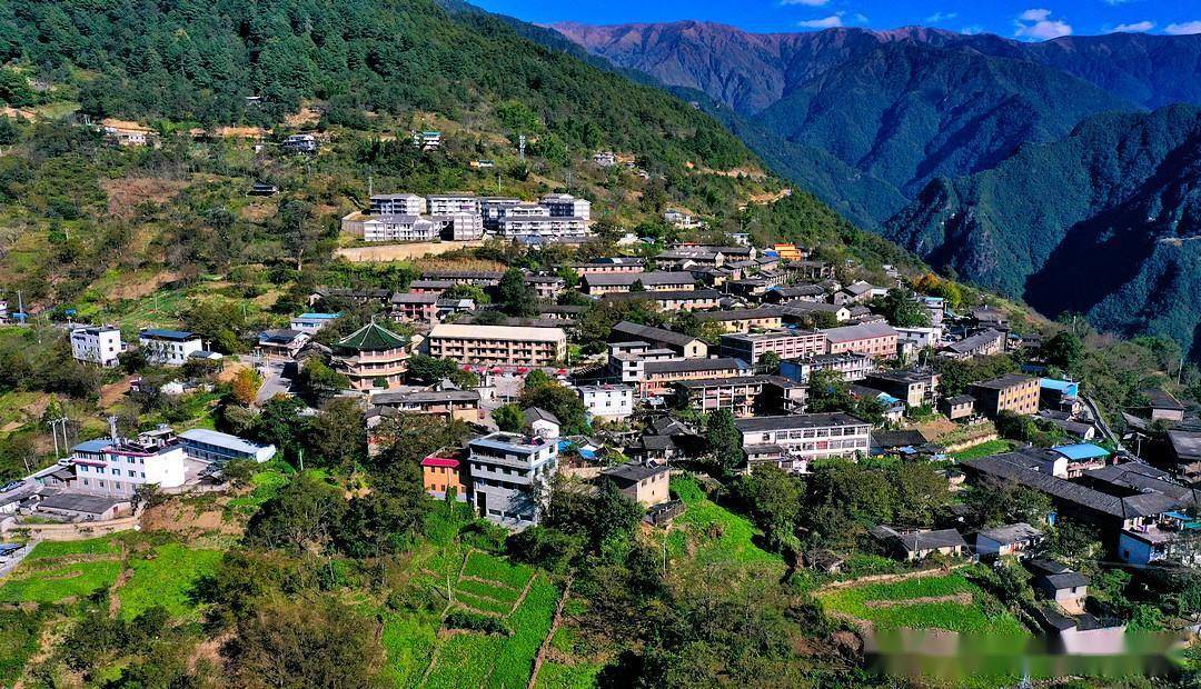 《三江并流行》云南怒江大峡谷"记忆之城"知子罗_怒江州_皇冠_地方