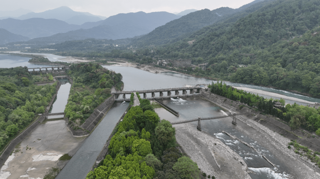 都江堰水利工程渠首部分