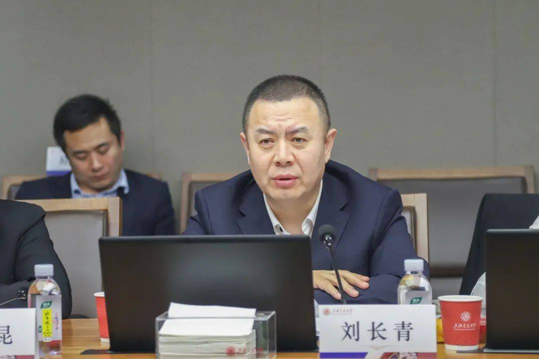 中车长客与上海交通大学举行座谈交流会_科学技术_刘长青_双方