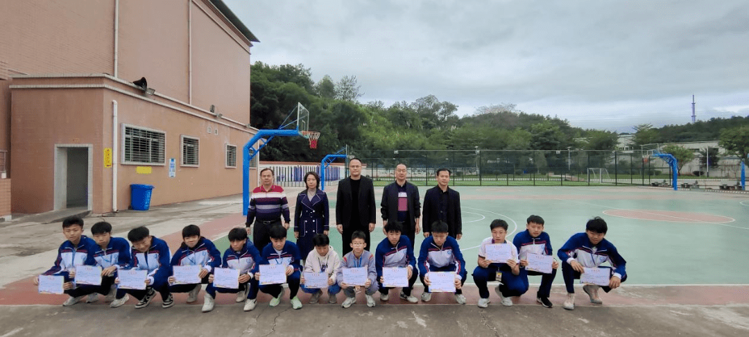 蕉岭县田家炳实验中学升旗仪式暨颁奖大会_运动_健儿_我校