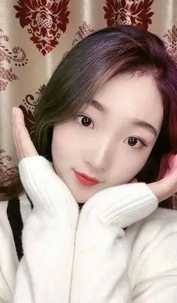 需要勾搭此女单身祝你早日脱单姻缘,需要一个领路人.