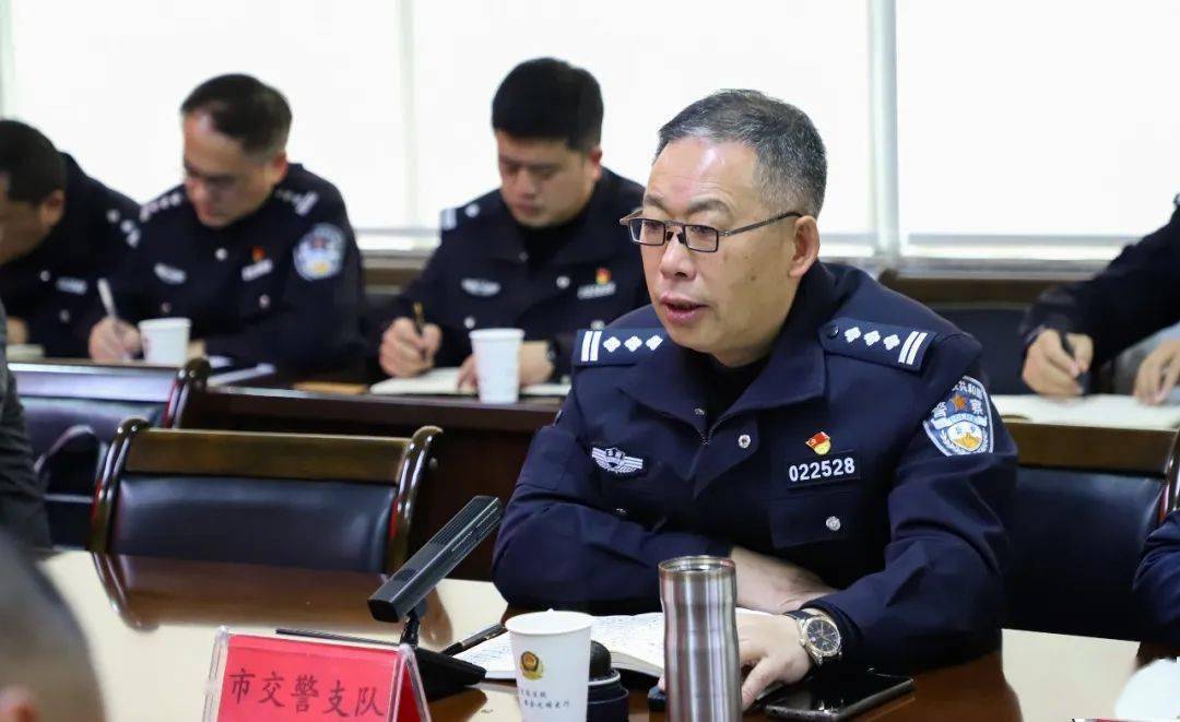 昭阳区召开中心城市道路交通疏堵保畅调研座谈会