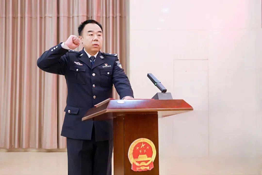 山西一公安局局长新任!_湖区_秦浩_运城市