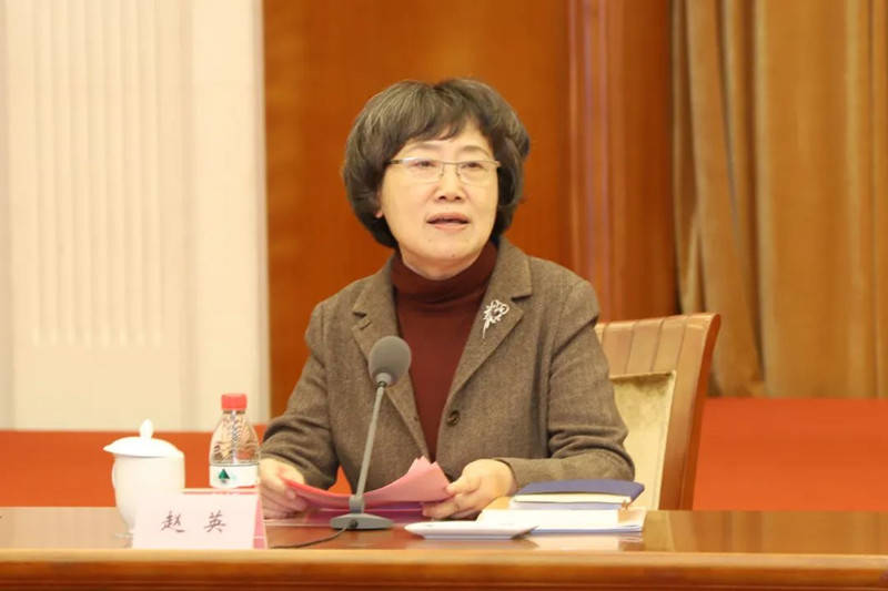 会议由赵英主持今年恰逢市文史馆成立70周年和《世纪》杂志创刊30周年