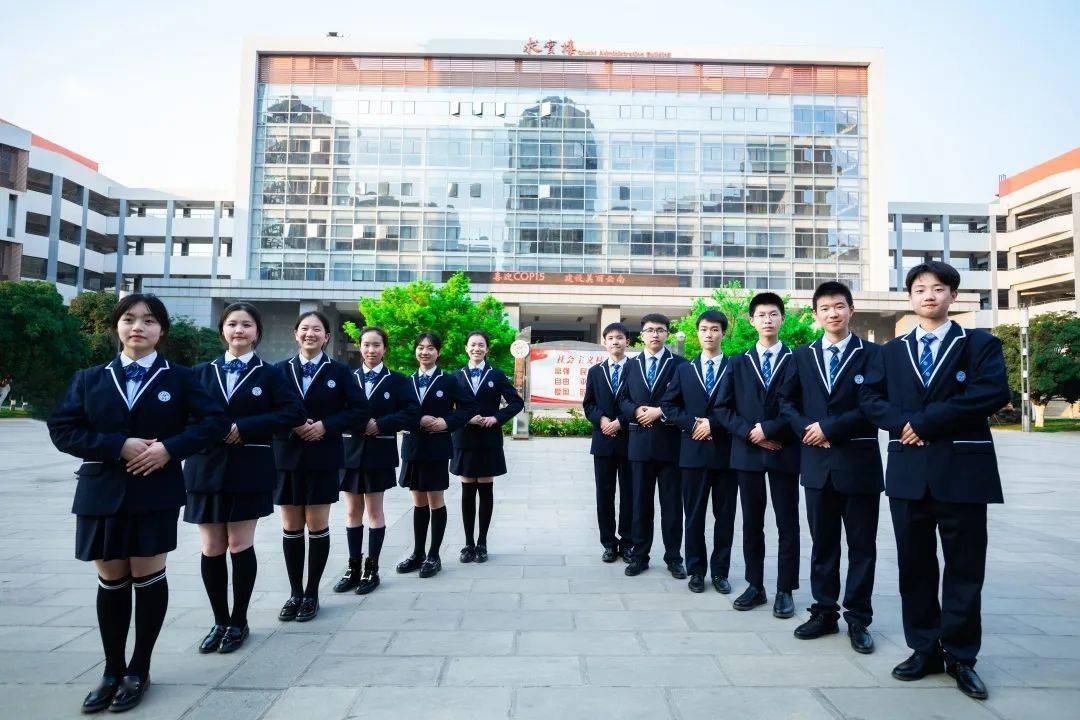 盘龙区白塔中学招聘教师38人!_办学_昆明_校区