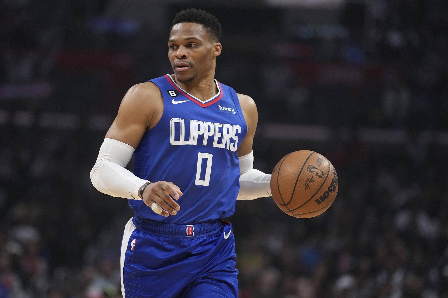 【nba】威斯布鲁克主动申请替补出战,称一切为了球队胜利_威少_哈登