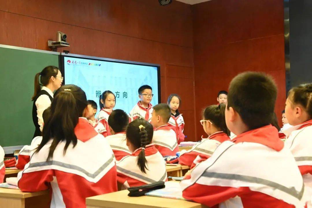 四川广元市利州区南鹰小学开展2023秋季生本教育教学课堂专题研讨活动