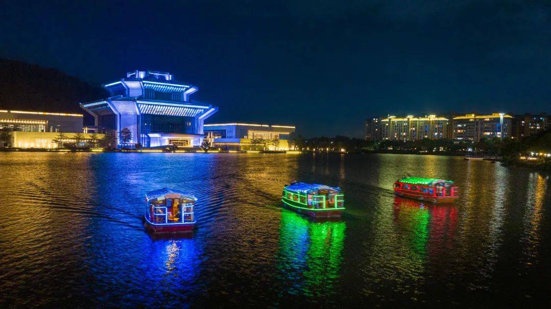 "泛舟"听音湖,在西樵山下浪漫夜游 | 秋季特惠船票_环湖_游船_南海