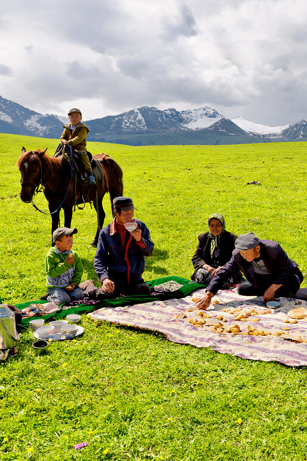 新疆人_摄影_砖茶