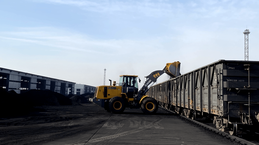 万吨开行模式,优化装车结构,全力组织准将,淖毛湖等重点地区煤炭上量