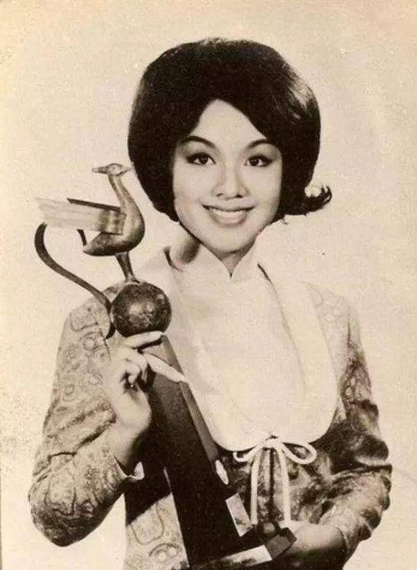 "娃娃影后"李菁:曾为影后,晚年赌光家产,孤独离世_生活_邵氏_人生