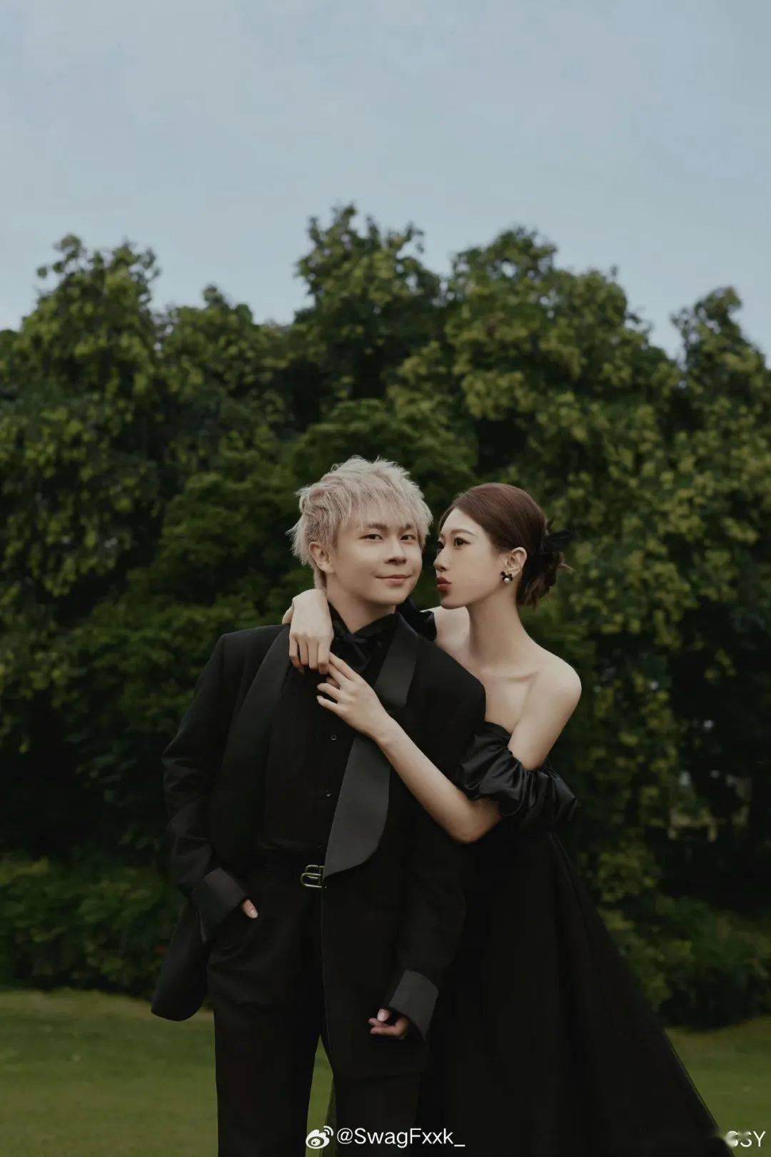 某宝店铺:maybe swag最新推荐吴亦凡厂牌突然更新!为其发声!