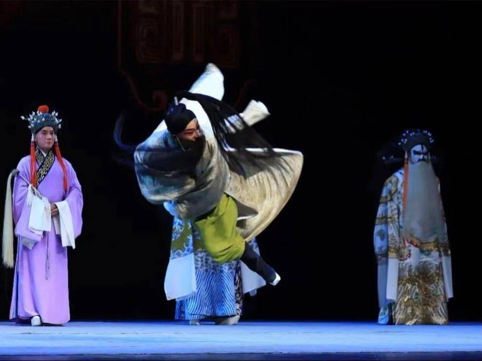 婺剧"老戏骨"汤义波:新一代观众是激励我的动力_义乌_舞台_角色