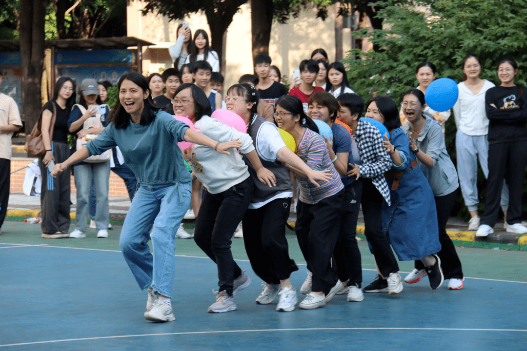 恭喜你,上镜了!_华风_运动_er