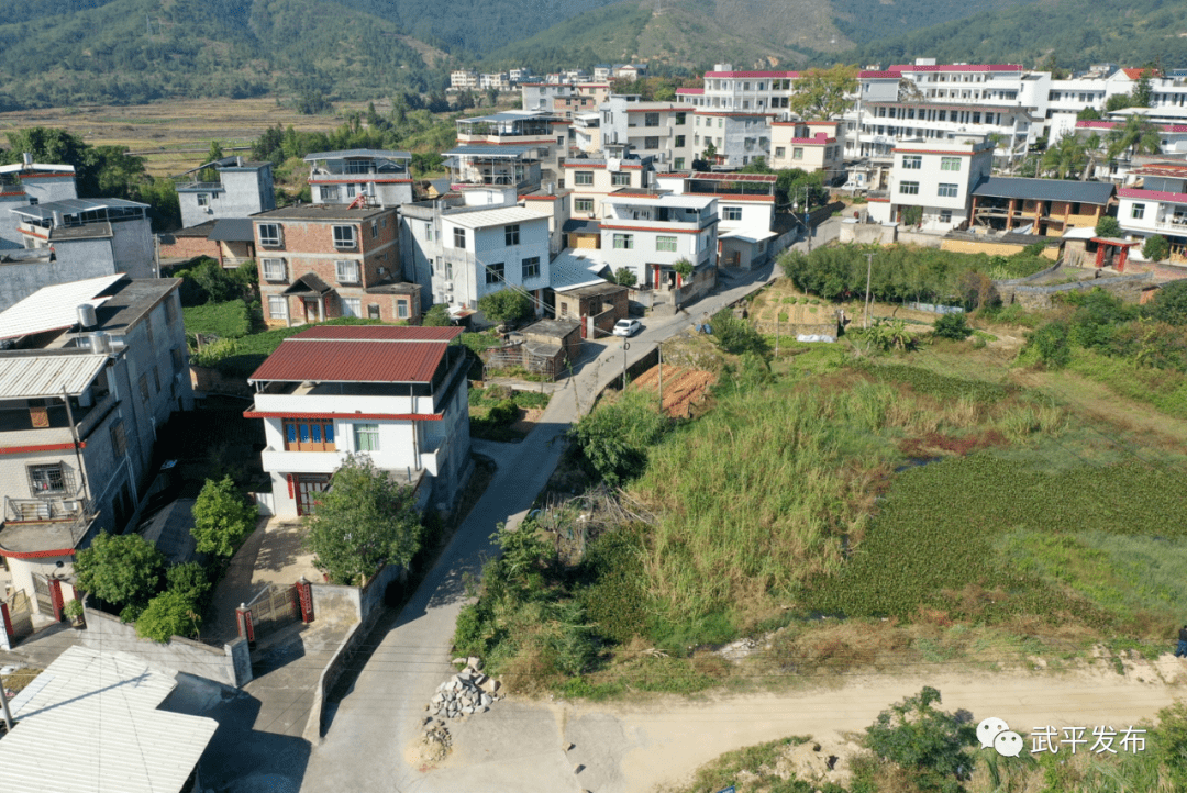 武平这里路面拓宽工程开工啦～_项目_建设_万安镇