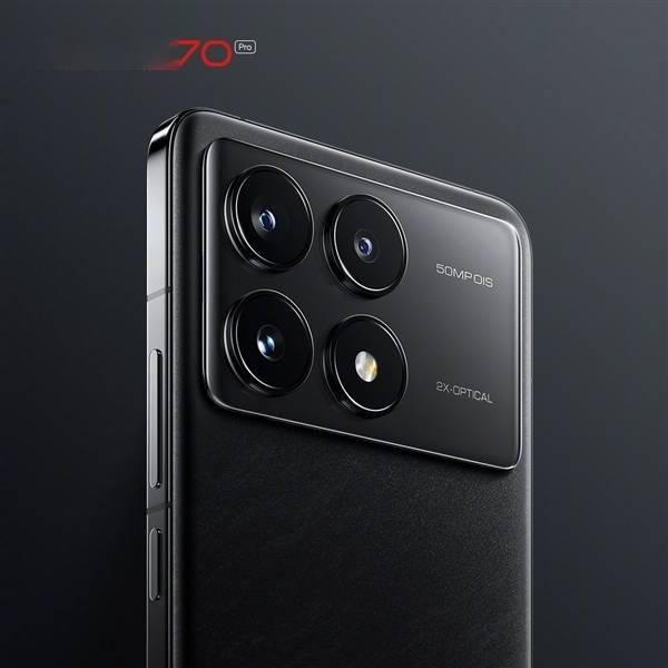 最强标准版！Redmi K70跑分超171万：刷新第二代骁龙8记录(图1)