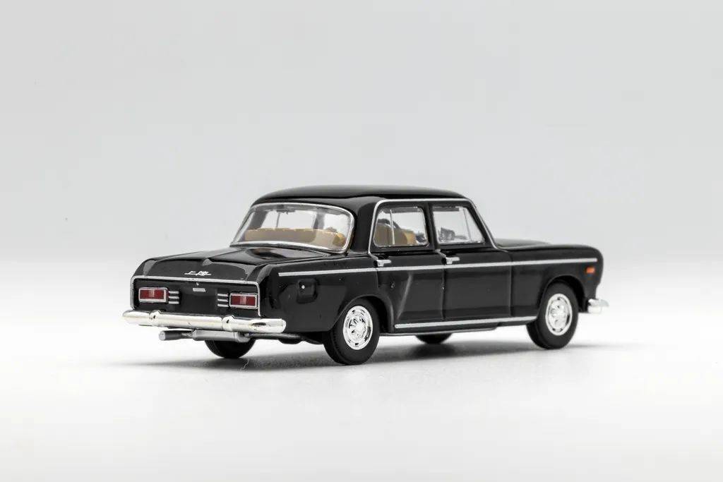 国产行政车的始祖,上海牌sh760a模型试玩