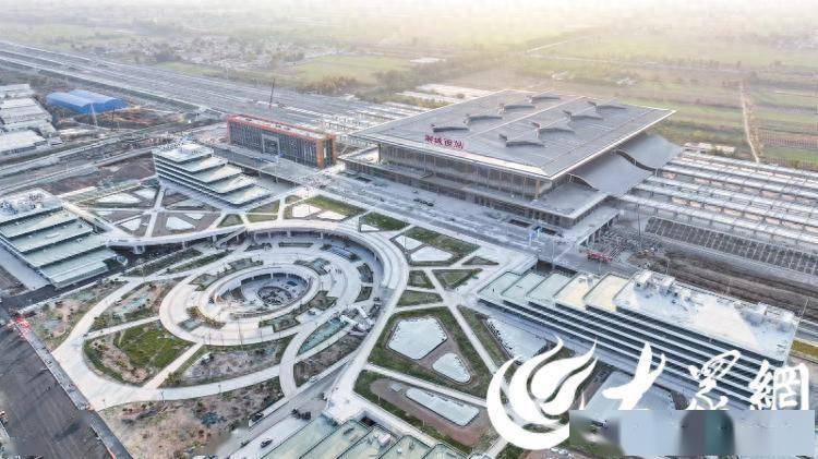 这条颇受期待的高铁进入山东的首站便是莘县站.