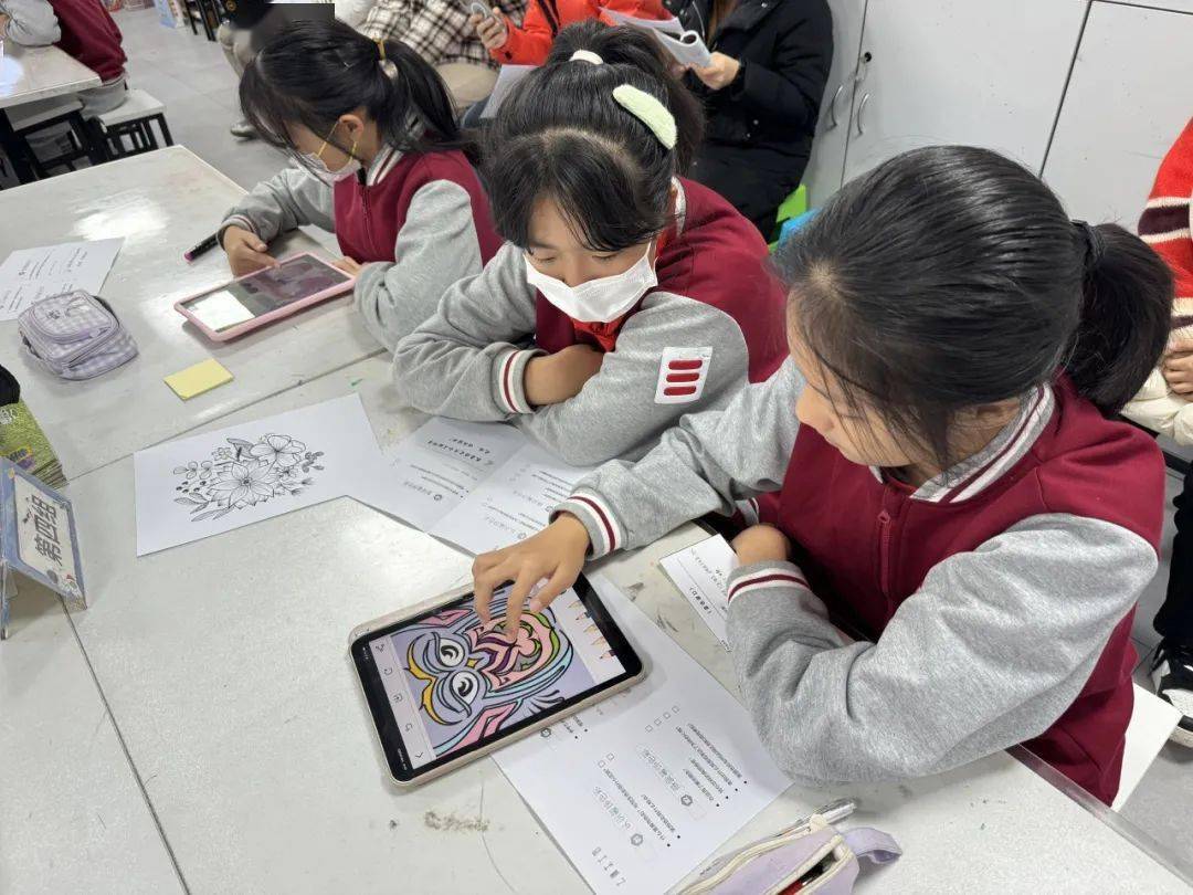 顺义区光明小学开展数字教育主题研训活动丨校园风采_发展_教学_转型