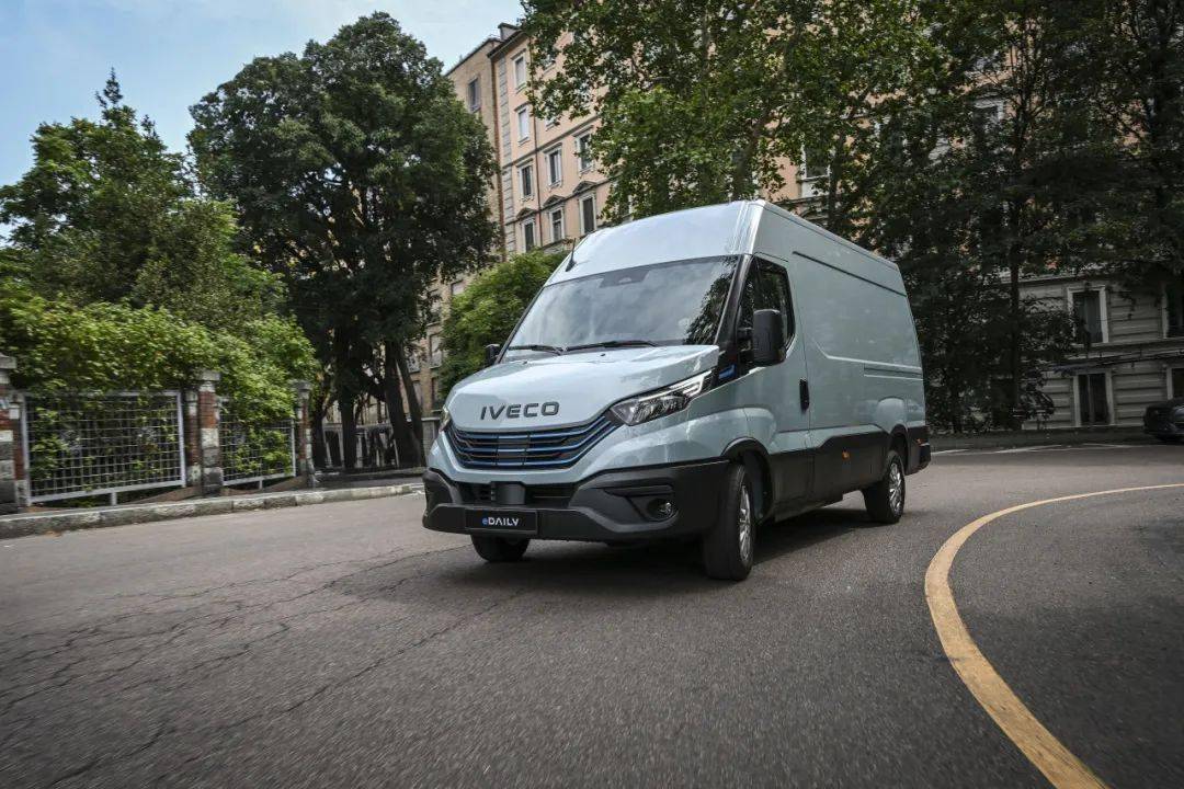重磅发布 | 依维柯s-eway和edaily电动车型,助力客户电动化出行_搜狐