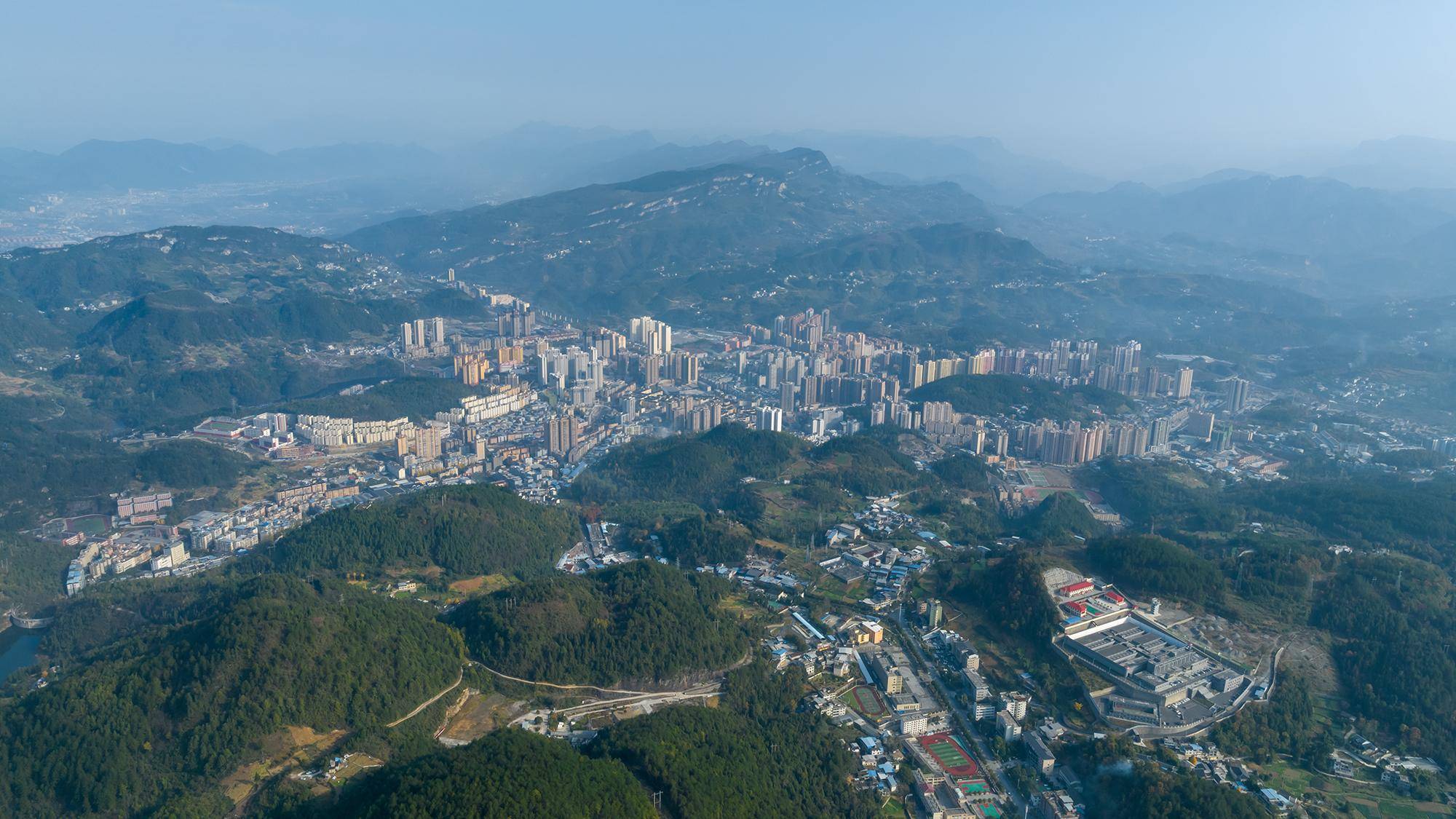 贵州正安安场镇全景图片