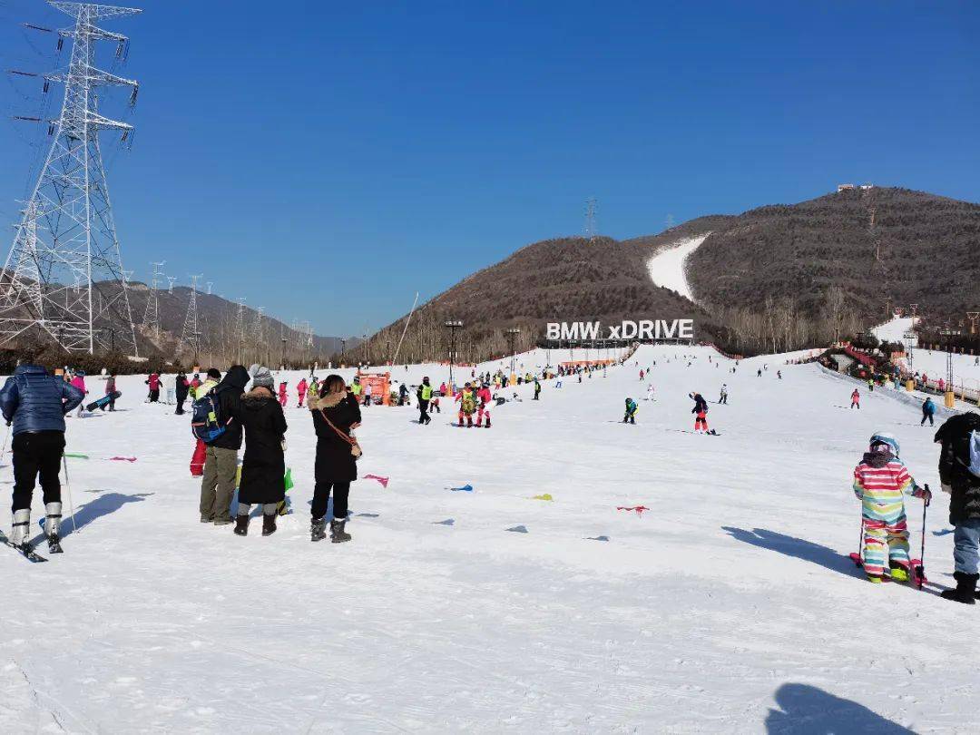 红石峡生态公园滑雪场图片