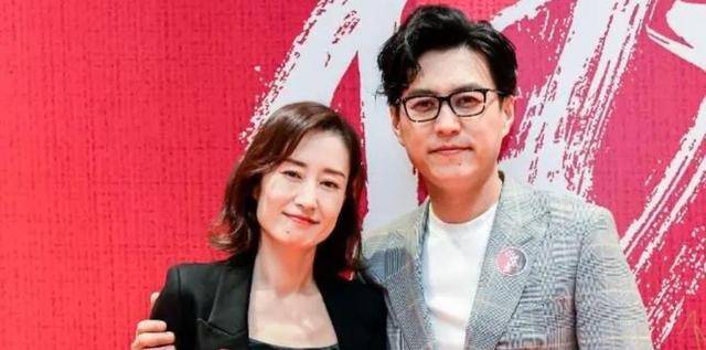 刘敏涛,同样是一位演技精湛的女演员,两人在《伪装者》中的合作堪称