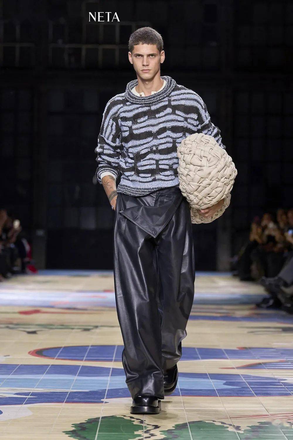 埃及时尚男模特尤素夫·沙拉夫,眼神很有穿透力!_sharaf_youssef_魅力