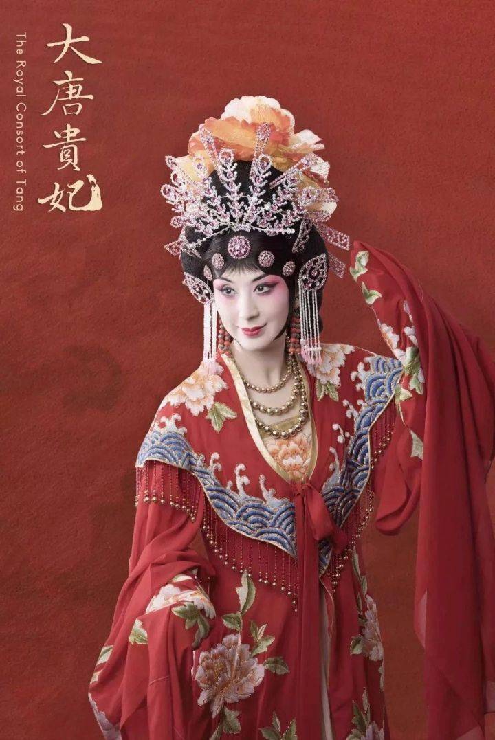 服装造型设计张颖:创新,对传统要有敬畏之心_戏曲_母亲_戏剧节