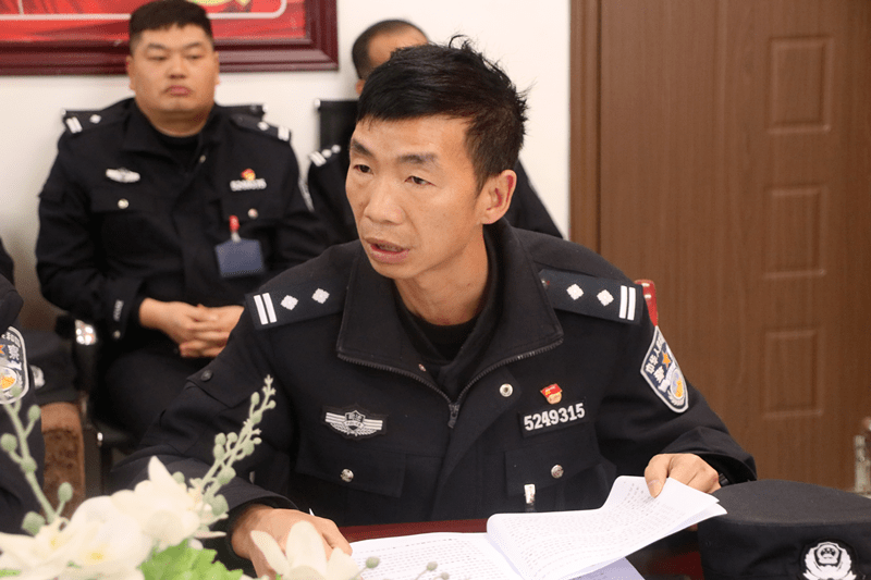 二监区党支部开展宪法宣传教育主题党日活动