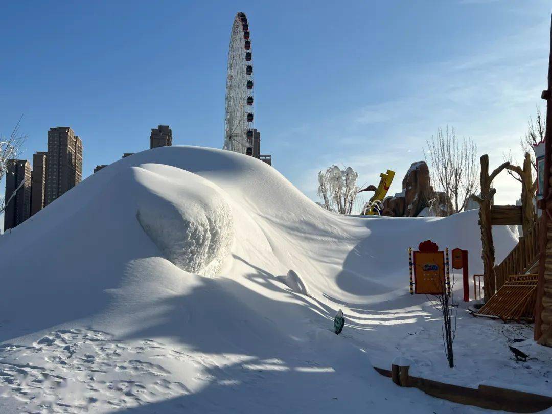 冰雪最早开发冰雪最早以其雪期长,雪量大,雪质优和最东北部黑龙江地处