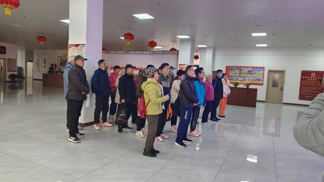 "盛泉乒乓球友谊赛"在盛泉孝爱老年大学总校举办!_比赛_参赛_长者