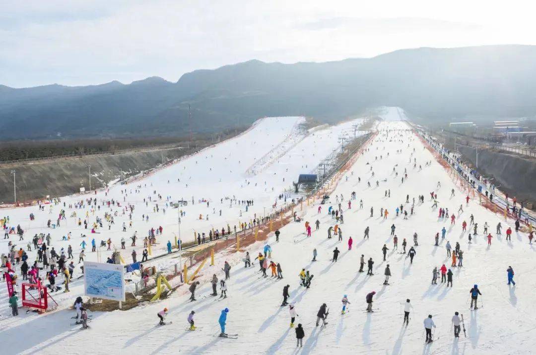 北京西山滑雪場0269地址:北京市昌平區崔村鎮真順村588號改造升級