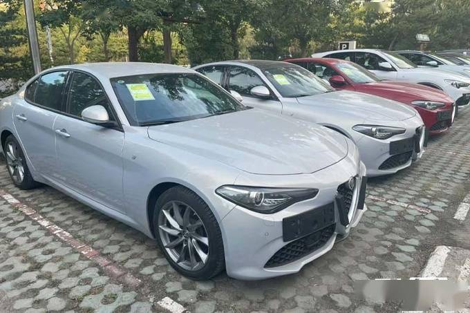 阿尔法·罗密欧giulia积压24个月清库!