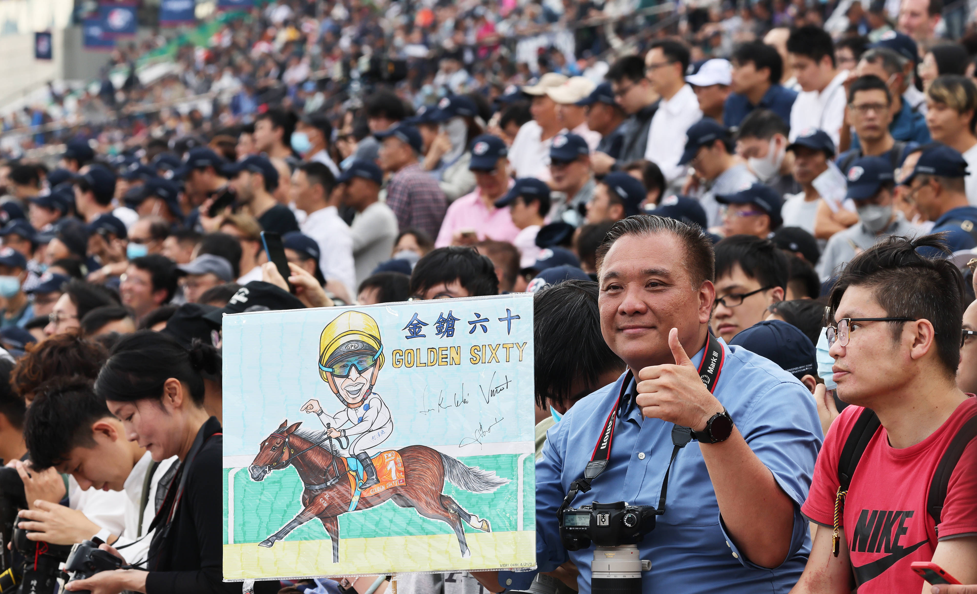 3万人观赛,2023香港国际赛马赛事彰显国际地位_比赛_马匹_内地