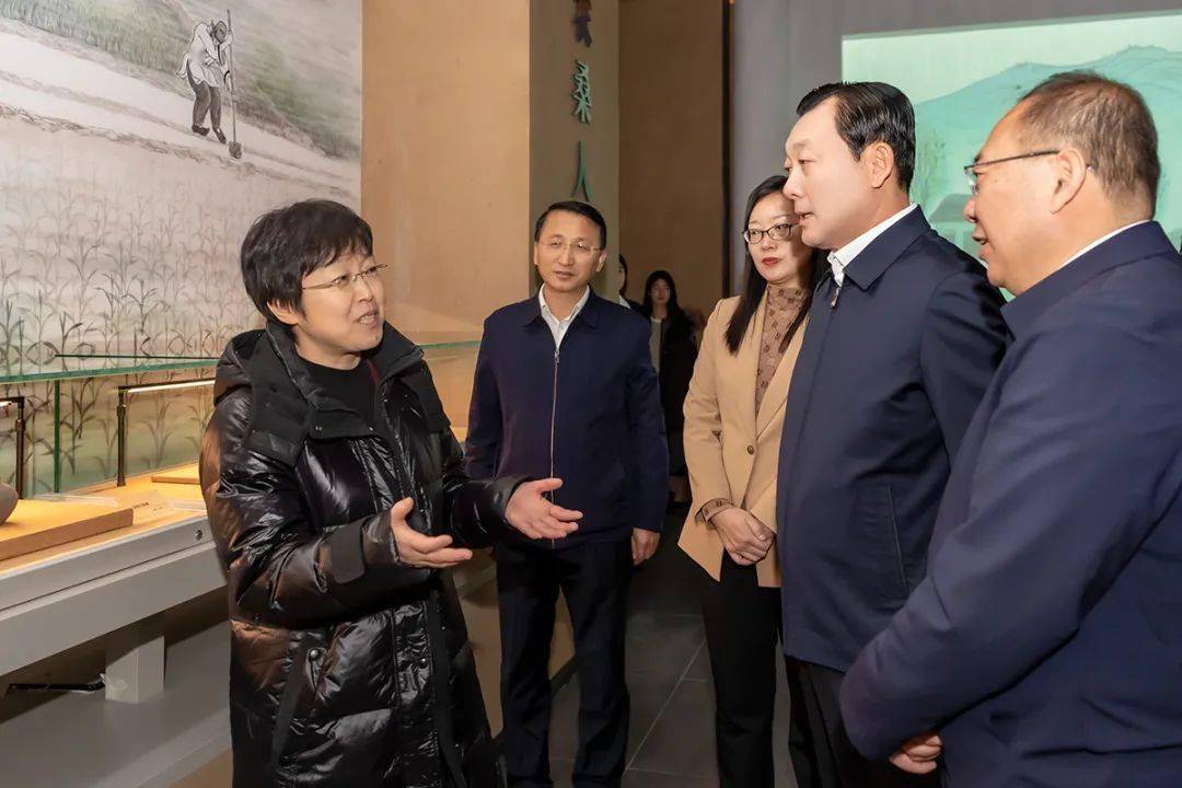 副省长郭彩云莅朝调研指导朝阳博物馆新馆建设及展陈工作